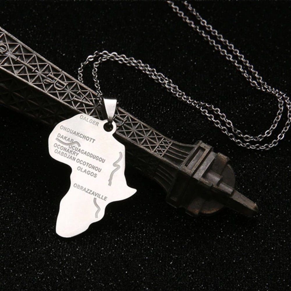 Africa map gold pendant necklace - Picture 2 of 13